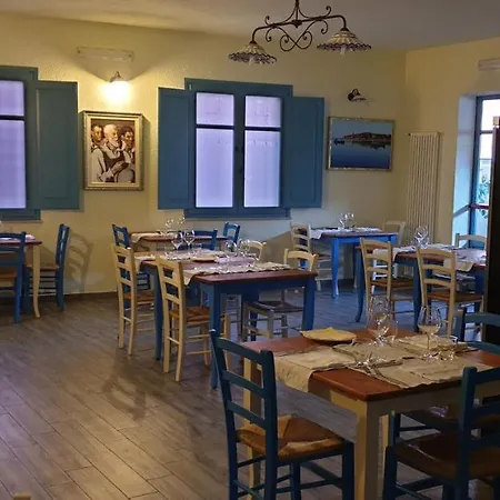 Vendégház S'apposentu Teuladesu Del Ristorante Da Stefano Teulada
