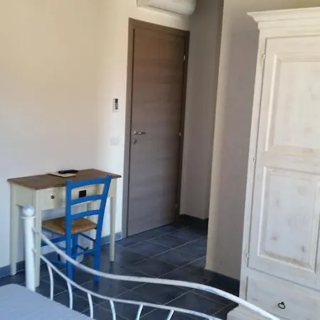 S'apposentu Teuladesu Del Ristorante Da Stefano 特乌拉达